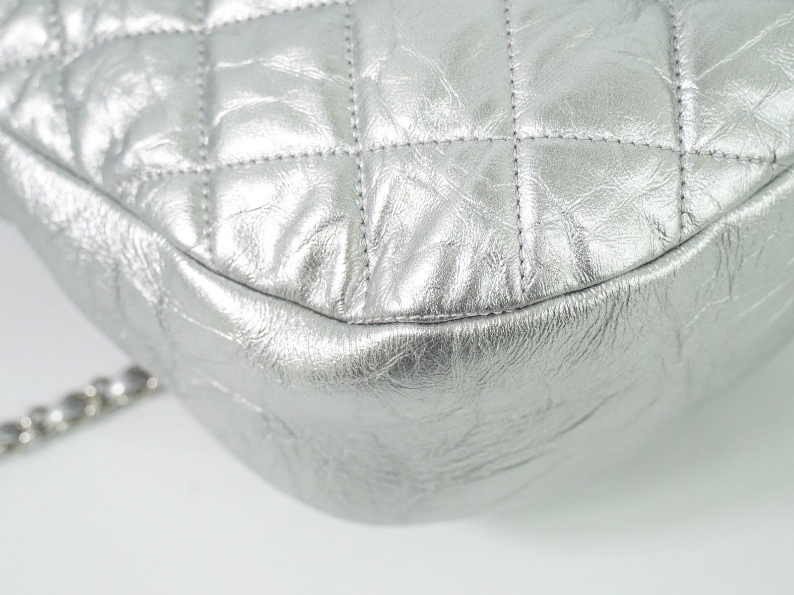 Chanel Chanel 31 Shopping Bag Quilted Calfskin Size ONE SIZE - 8 Thumbnail