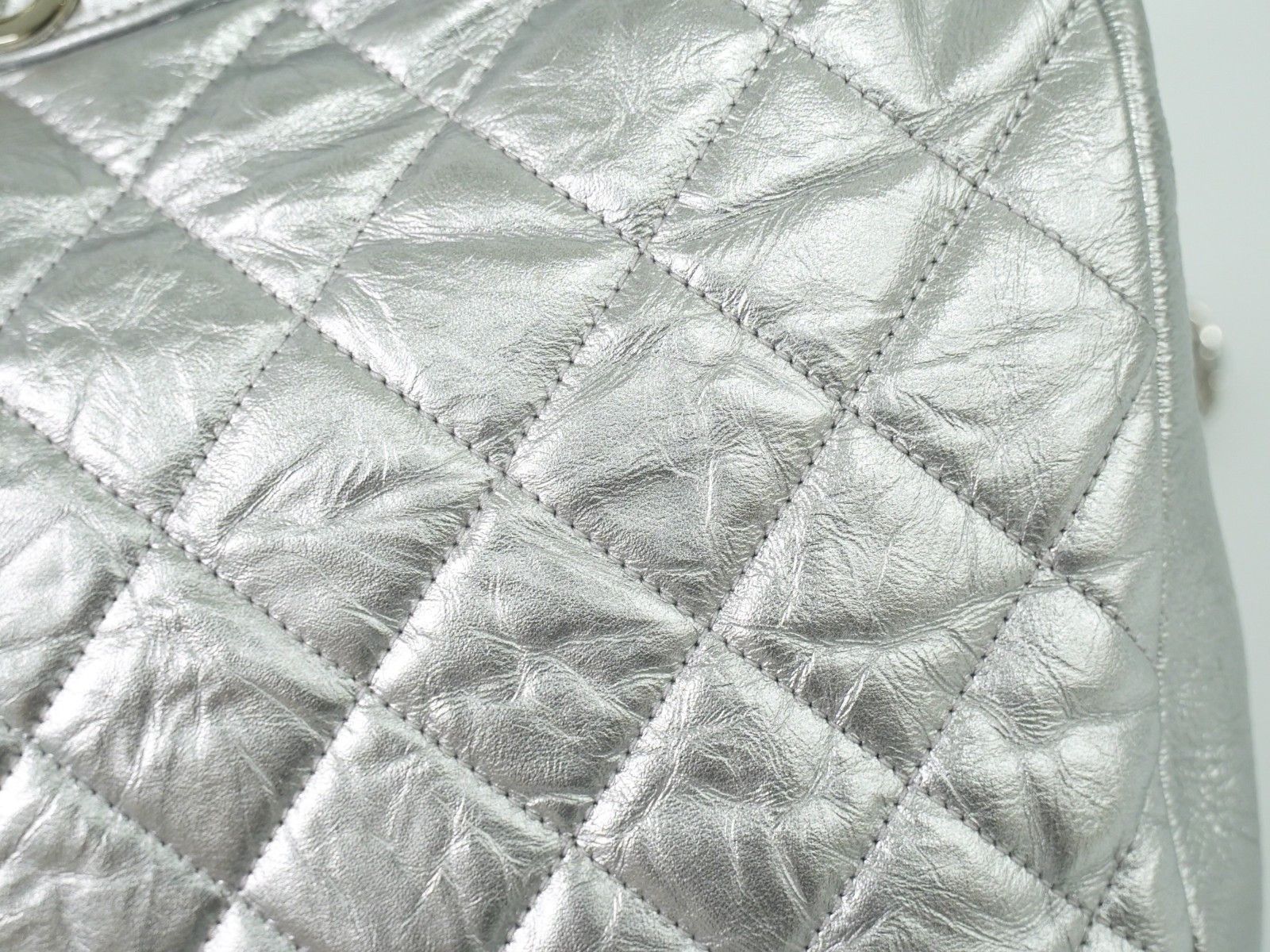 Chanel Chanel 31 Shopping Bag Quilted Calfskin Size ONE SIZE - 14 Thumbnail