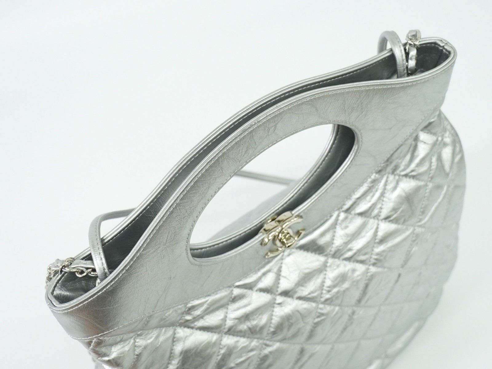 Chanel Chanel 31 Shopping Bag Quilted Calfskin Size ONE SIZE - 7 Thumbnail