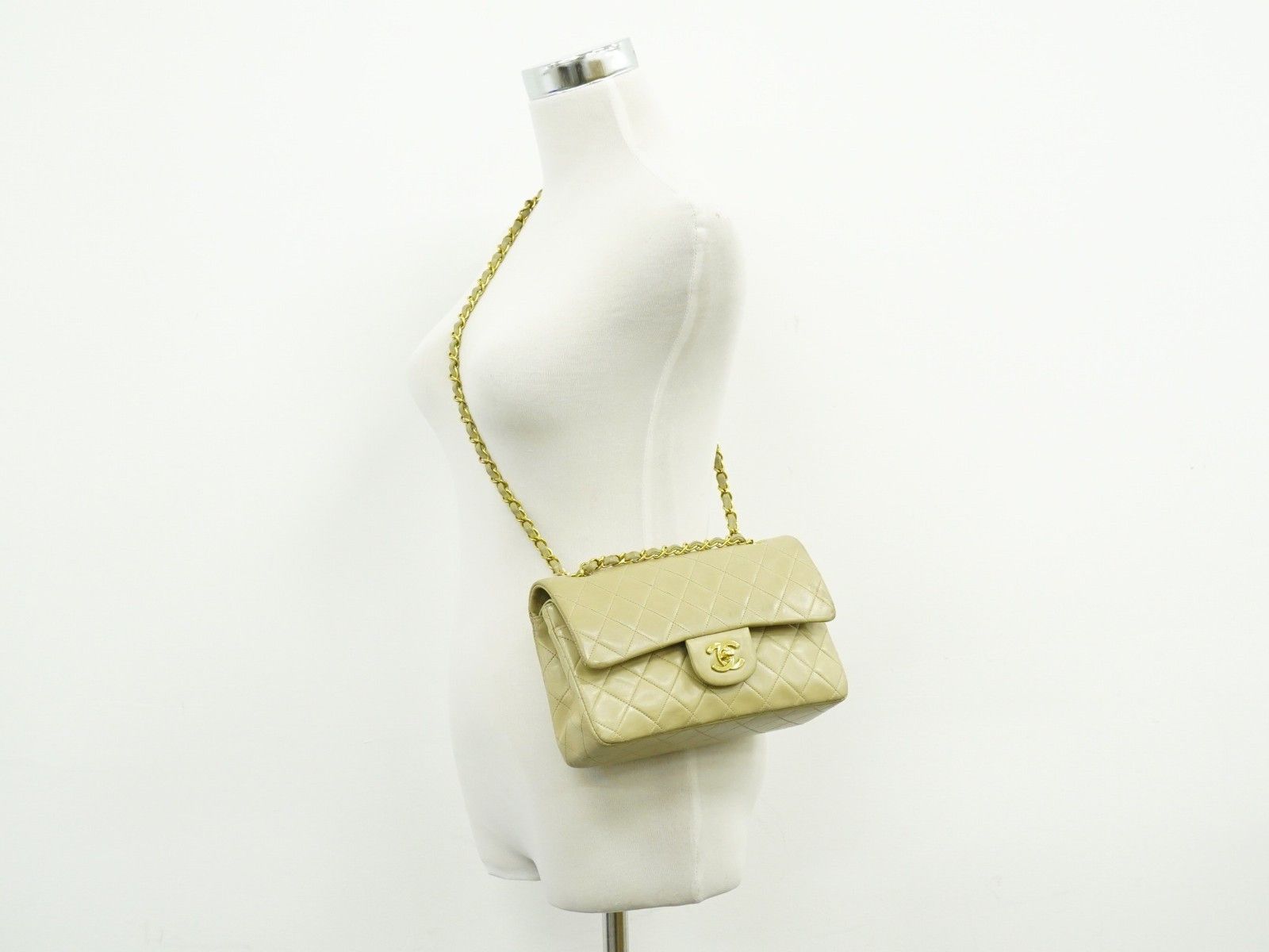 Chanel Chanel Timeless - Classic Double Flap Bag Quilted Lambskin Size ONE SIZE - 12 Thumbnail
