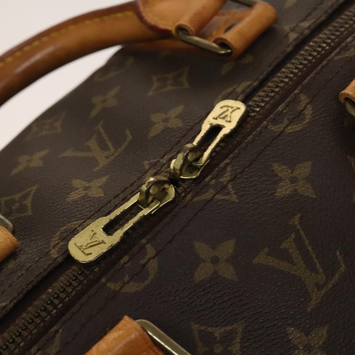 Louis Vuitton Louis Vuitton Keepall Bag Monogram Canvas Size ONE SIZE - 14 Thumbnail