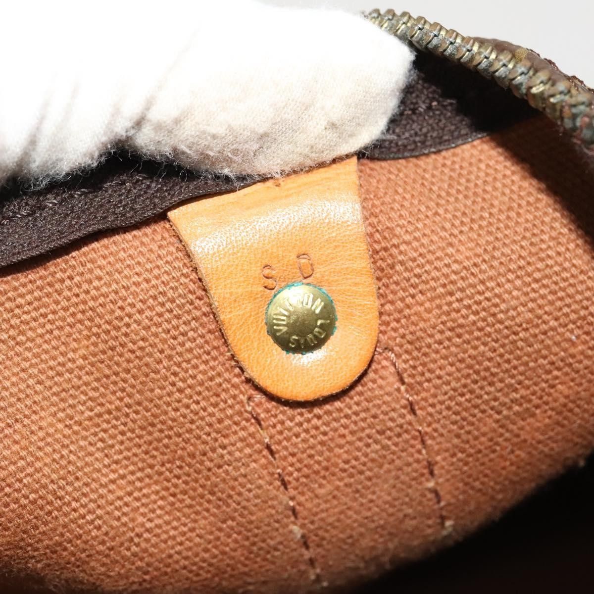 Louis Vuitton Louis Vuitton Keepall Bag Monogram Canvas Size ONE SIZE - 8 Thumbnail