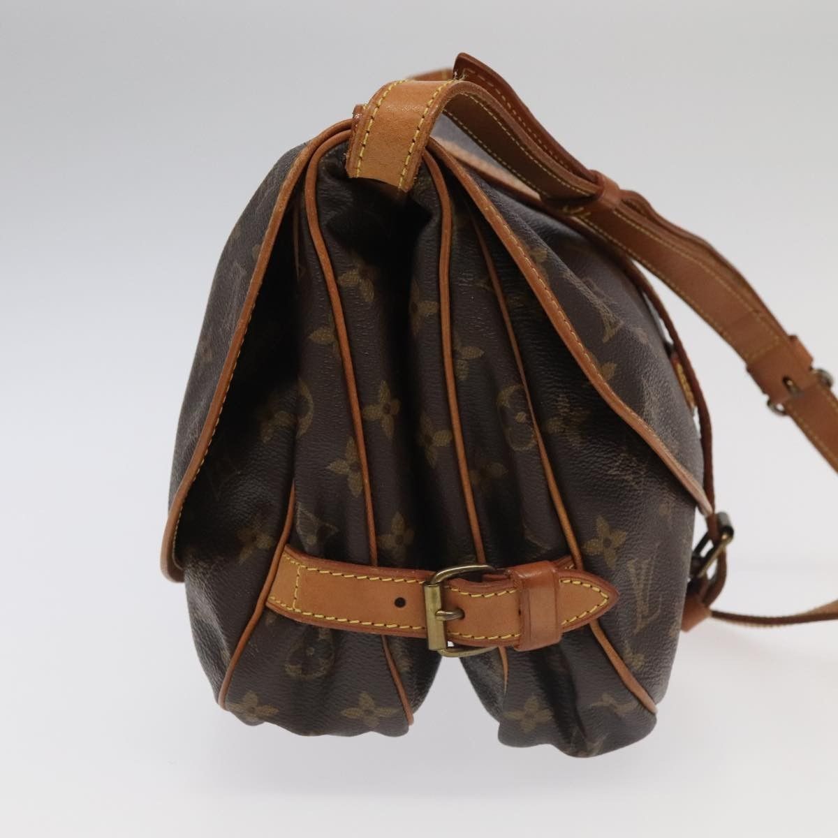Louis Vuitton Louis Vuitton Saumur Handbag Monogram Canvas Size ONE SIZE - 4 Thumbnail