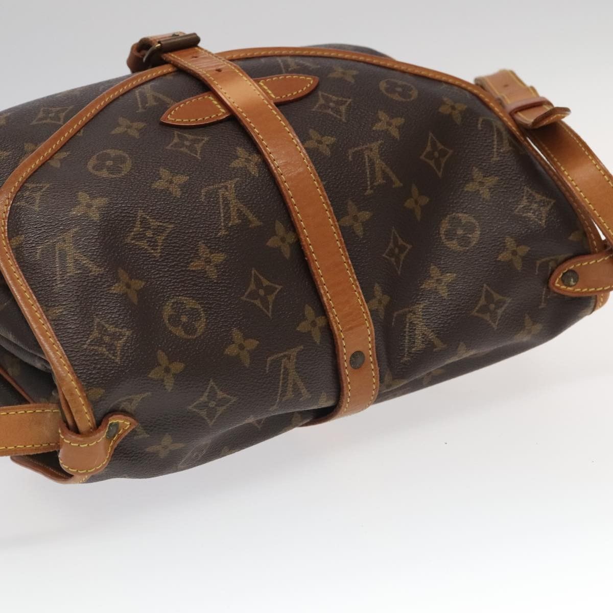 Louis Vuitton Louis Vuitton Saumur Handbag Monogram Canvas Size ONE SIZE - 15 Thumbnail