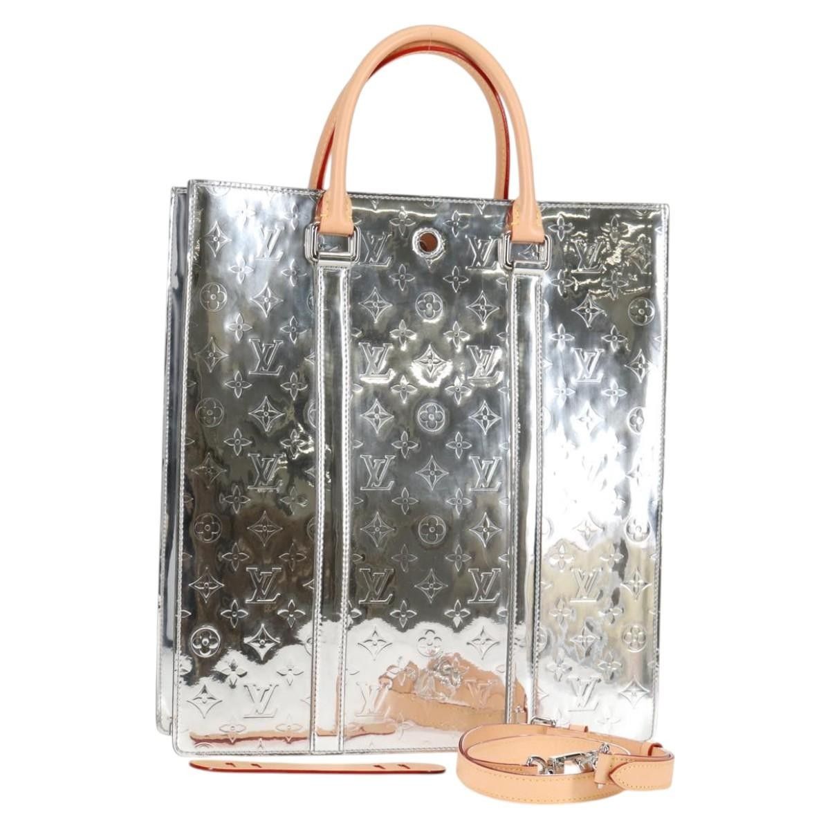 Louis Vuitton Louis Vuitton Sac Plat Bag Monogram Mirror Coated Canvas Size ONE SIZE - 14 Thumbnail