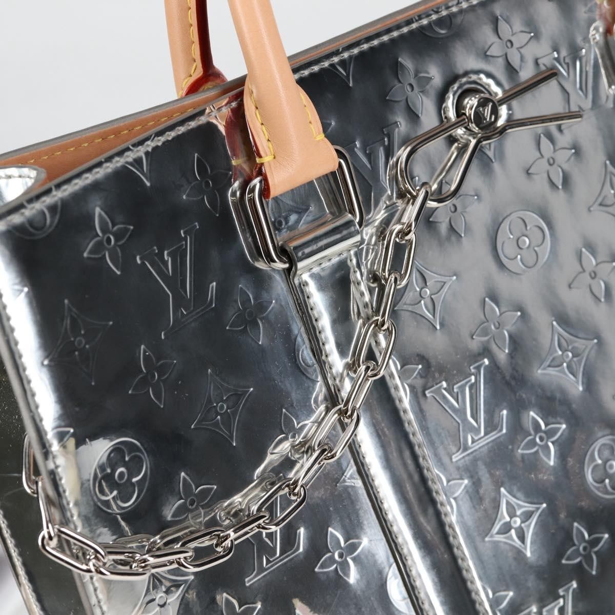 Louis Vuitton Louis Vuitton Sac Plat Bag Monogram Mirror Coated Canvas Size ONE SIZE - 21 Thumbnail