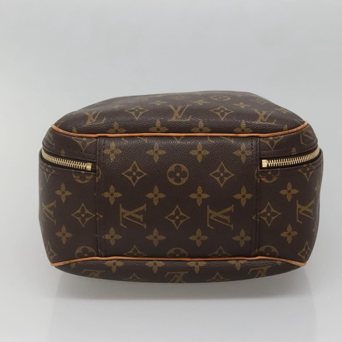 Louis Vuitton Louis Vuitton Excursion Handbag Monogram Canvas Size ONE SIZE - 15 Thumbnail