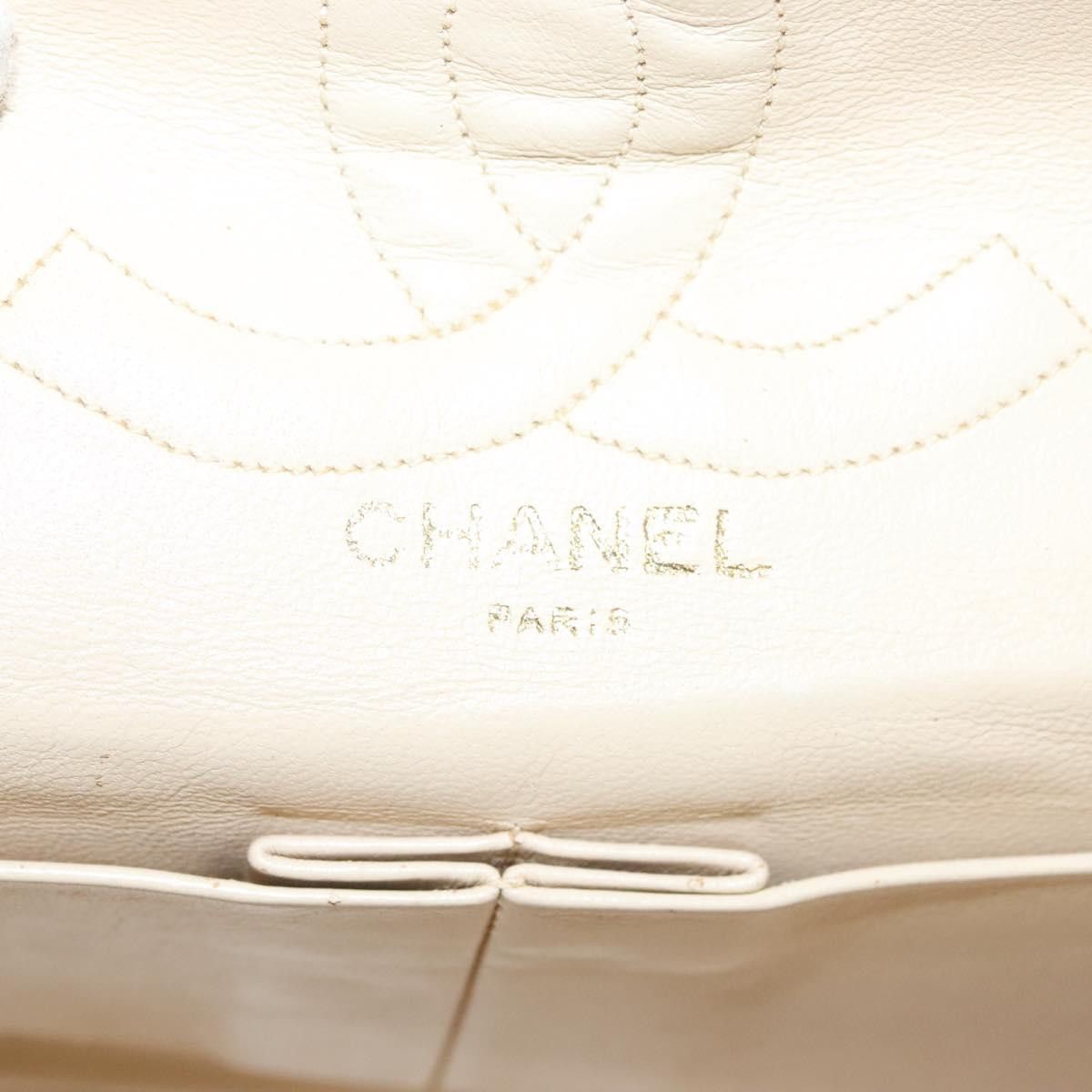 Chanel Chanel Vintage Square Classic Double Flap Bag Quilted Leather Size ONE SIZE - 20 Thumbnail