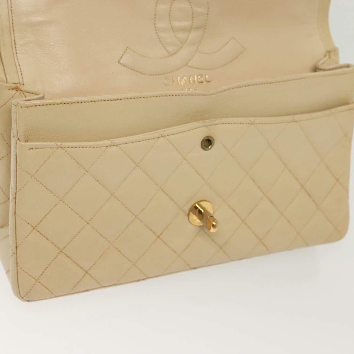 Chanel Chanel Vintage Square Classic Double Flap Bag Quilted Leather Size ONE SIZE - 19 Thumbnail