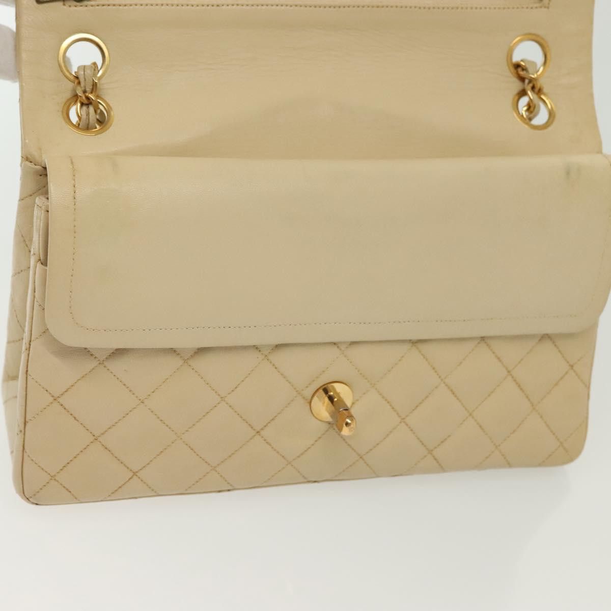 Chanel Chanel Vintage Square Classic Double Flap Bag Quilted Leather Size ONE SIZE - 16 Thumbnail