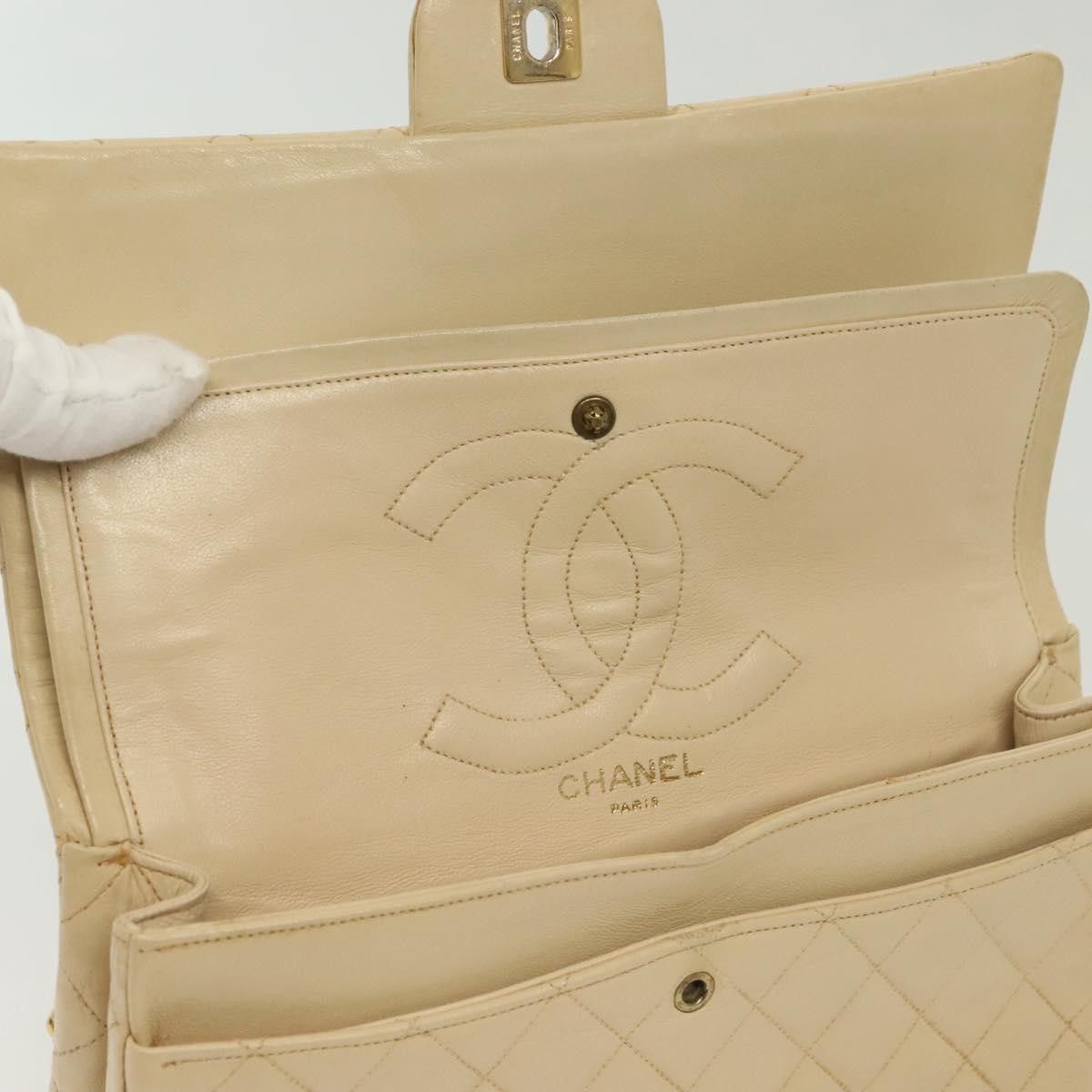 Chanel Chanel Vintage Square Classic Double Flap Bag Quilted Leather Size ONE SIZE - 18 Thumbnail