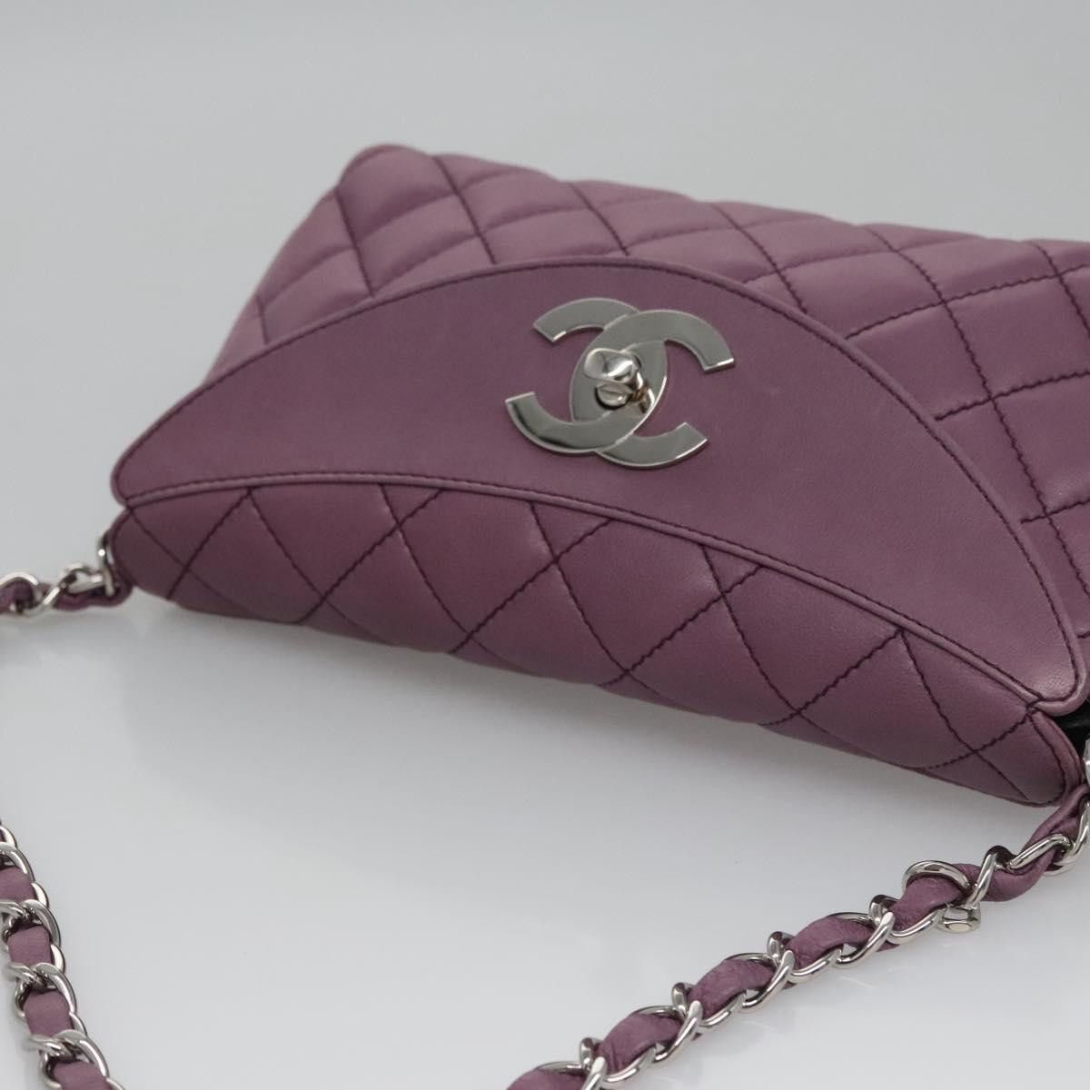 Chanel Chanel Crescent Chain Shoulder Bag Quilted Lambskin Size ONE SIZE - 15 Thumbnail