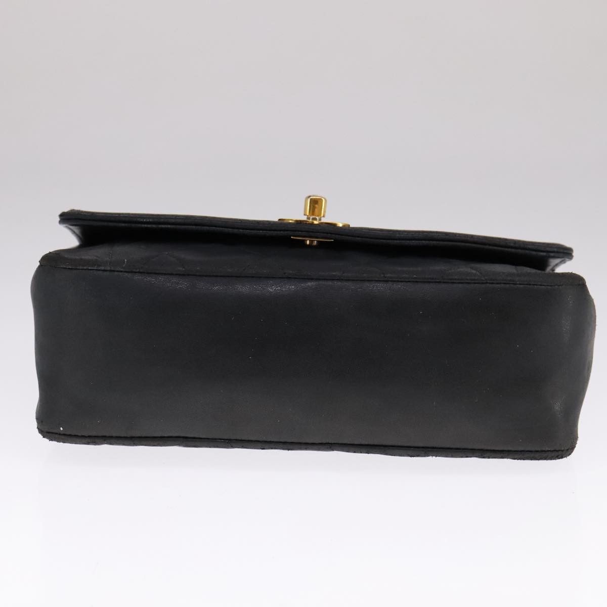 Chanel Chanel Vintage Diana Flap Bag Quilted Lambskin Size ONE SIZE - 9 Thumbnail