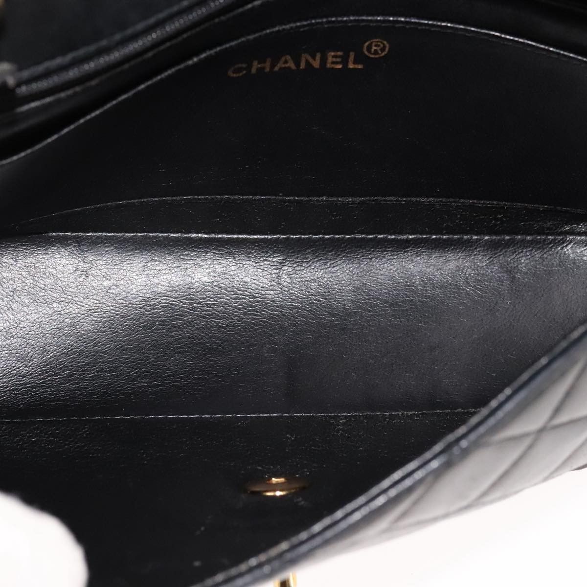 Chanel Chanel Vintage Diana Flap Bag Quilted Lambskin Size ONE SIZE - 18 Thumbnail