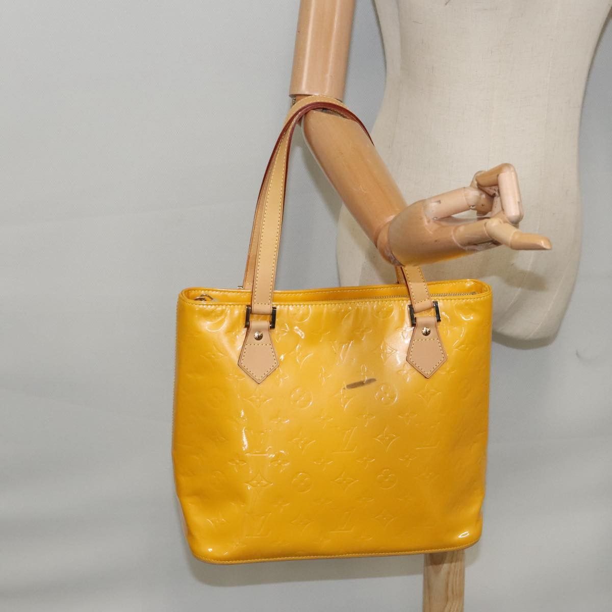 Louis Vuitton Louis Vuitton Houston Handbag Monogram Vernis Size ONE SIZE - 15 Thumbnail