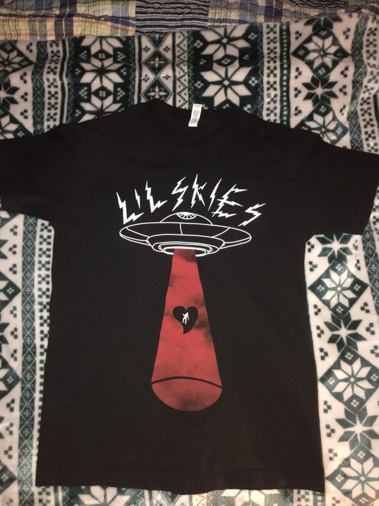 Band Tees Lil Skies Tour Tee Size US S / EU 44-46 / 1 - 1 Preview