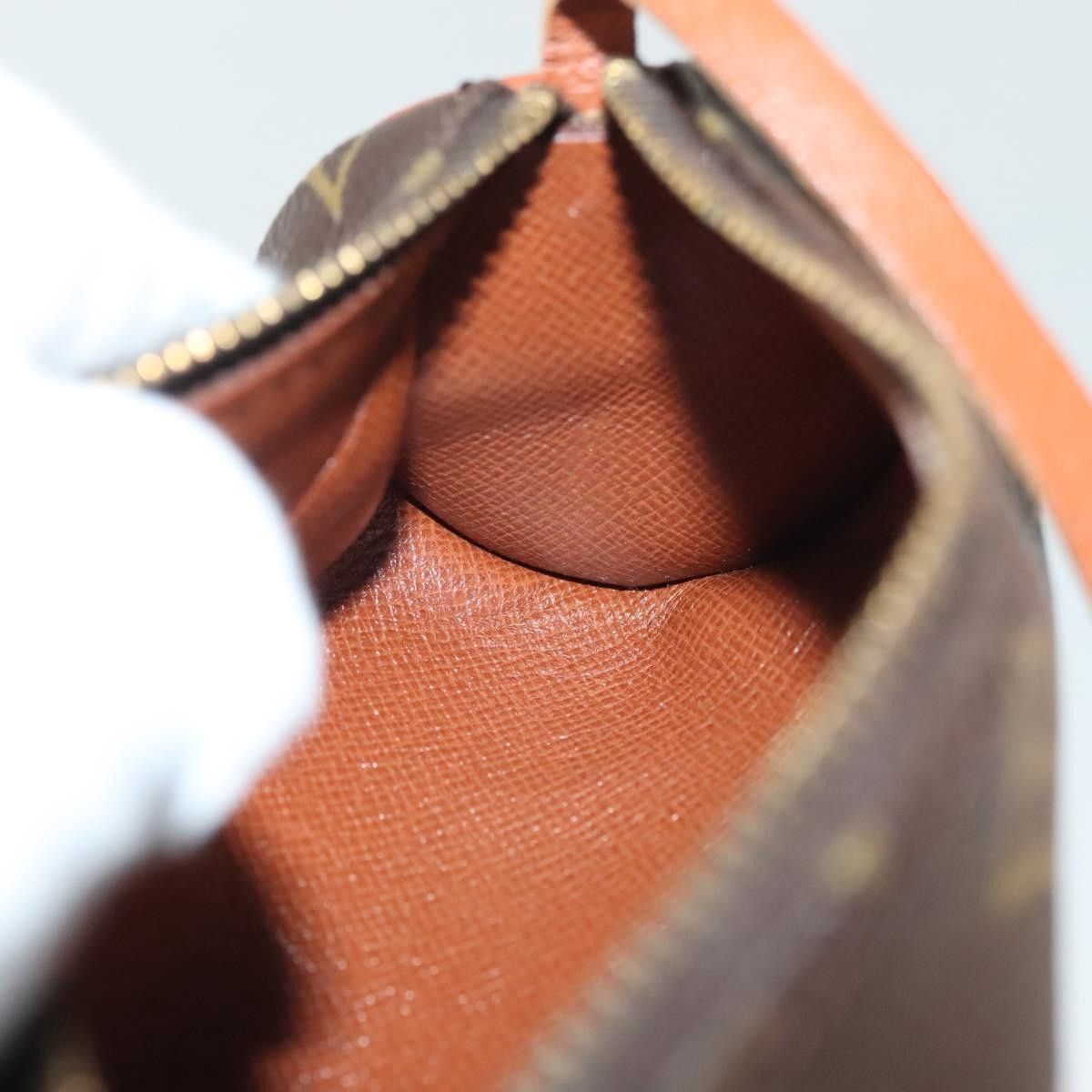 Louis Vuitton Louis Vuitton Papillon Pochette Monogram Canvas Size ONE SIZE - 19 Thumbnail