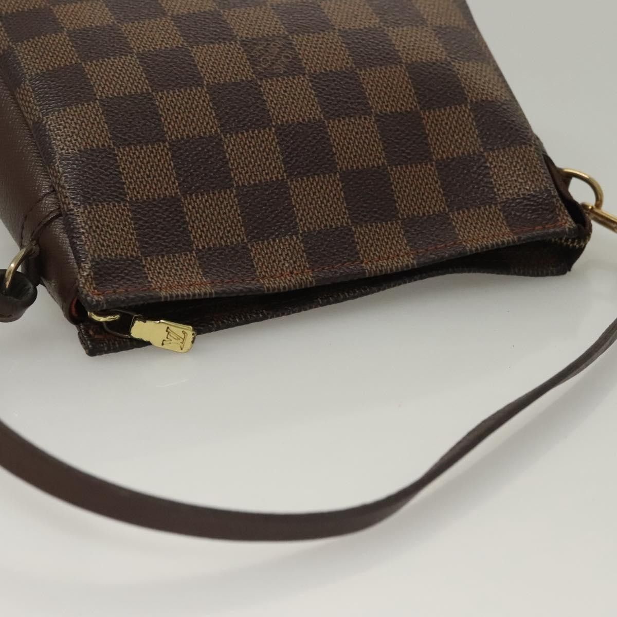 Louis Vuitton Louis Vuitton Trousse Make Up Bag Damier Size ONE SIZE - 16 Thumbnail