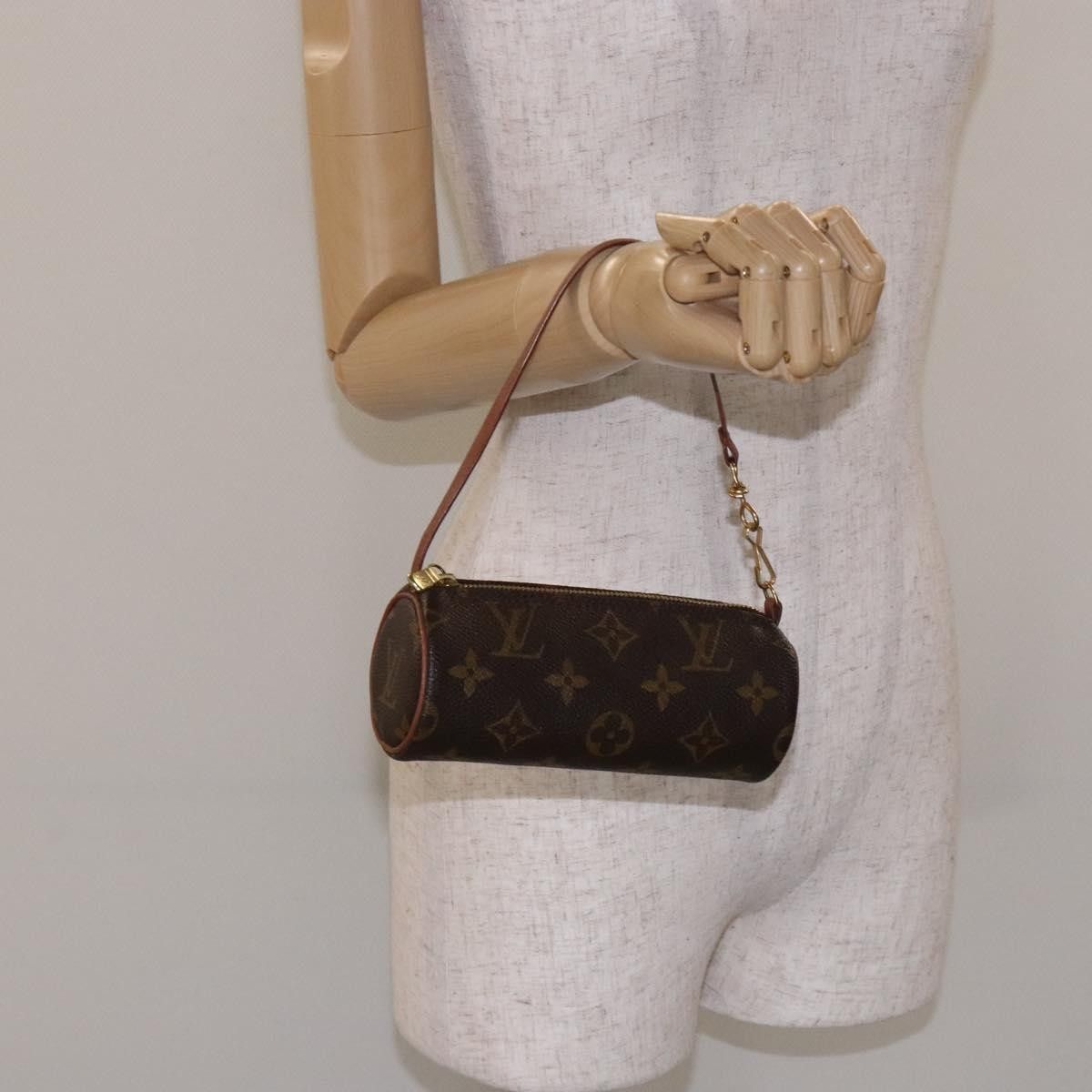 Louis Vuitton Louis Vuitton Papillon Pochette Monogram Canvas Size ONE SIZE - 13 Thumbnail