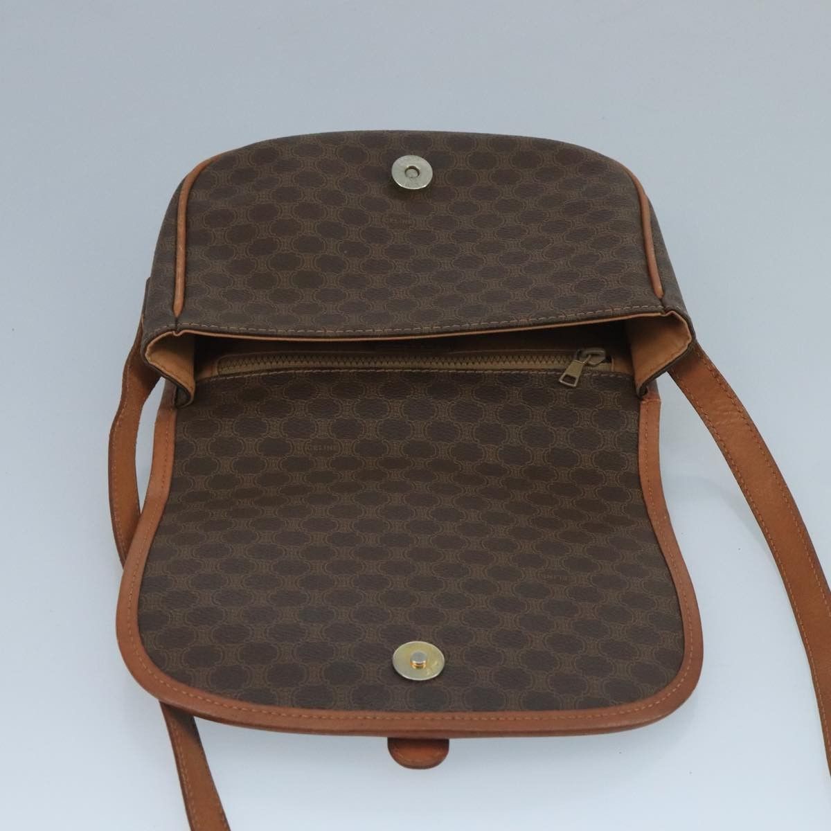 Celine Celine Macadam Shoulder Bag PVC Leather Size ONE SIZE - 20 Thumbnail