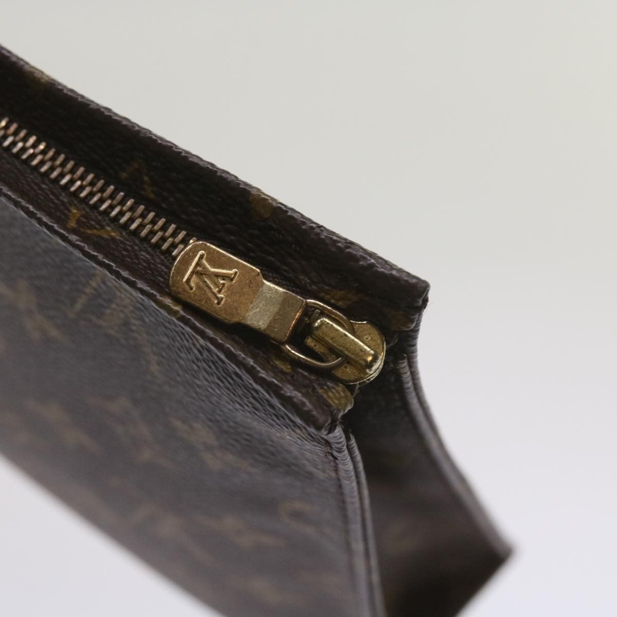 Louis Vuitton Louis Vuitton Poche Toilette NM Monogram Canvas Size ONE SIZE - 12 Thumbnail
