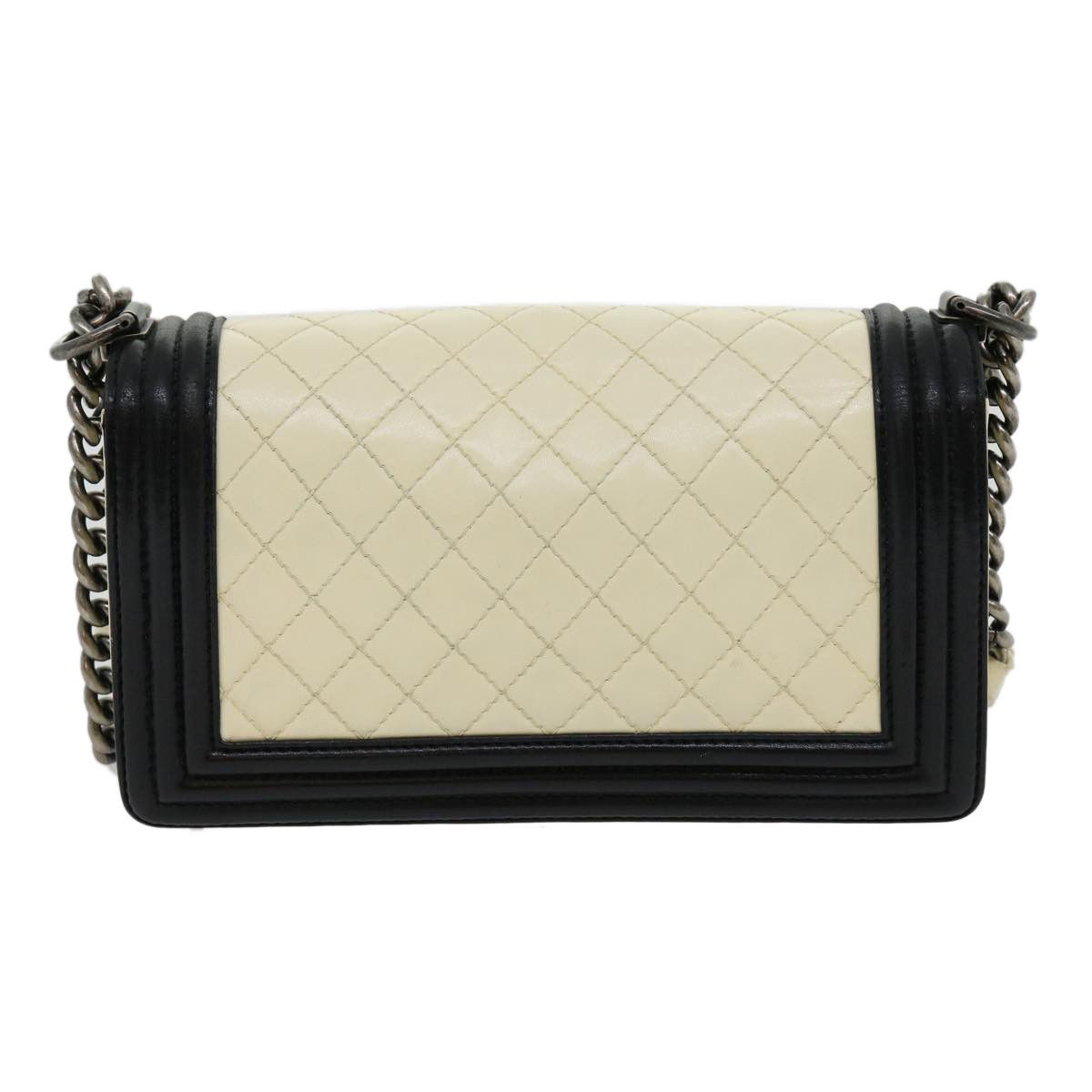 Chanel Chanel Boy Flap Bag Quilted Lambskin Size ONE SIZE - 3 Thumbnail