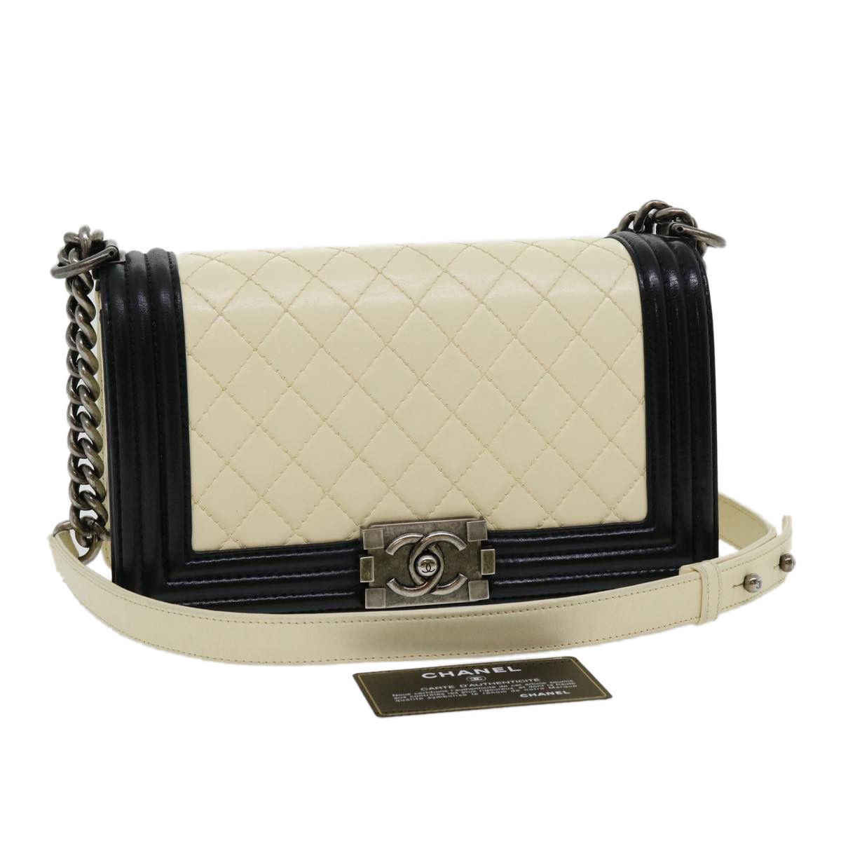 Chanel Chanel Boy Flap Bag Quilted Lambskin Size ONE SIZE - 2 Thumbnail