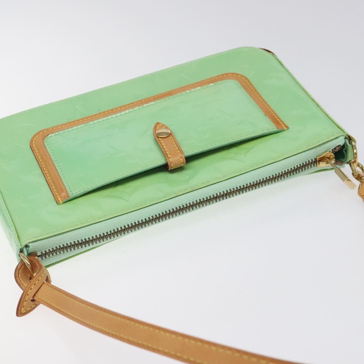 Louis Vuitton Louis Vuitton Mallory Handbag Monogram Vernis Size ONE SIZE - 16 Thumbnail