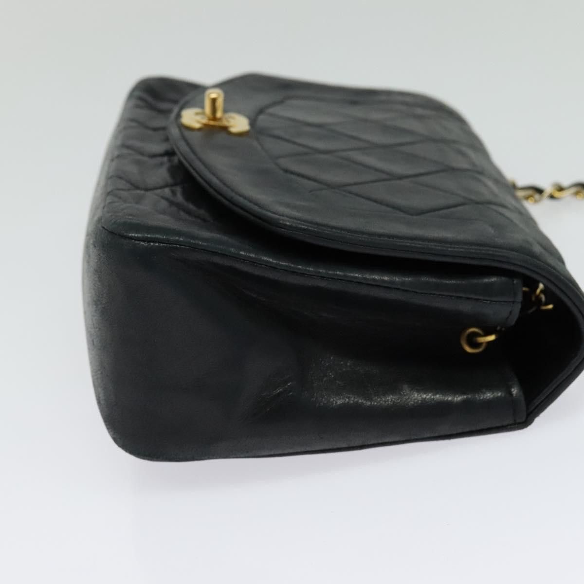 Chanel Chanel Vintage Diana Flap Bag Quilted Lambskin Size ONE SIZE - 5 Thumbnail