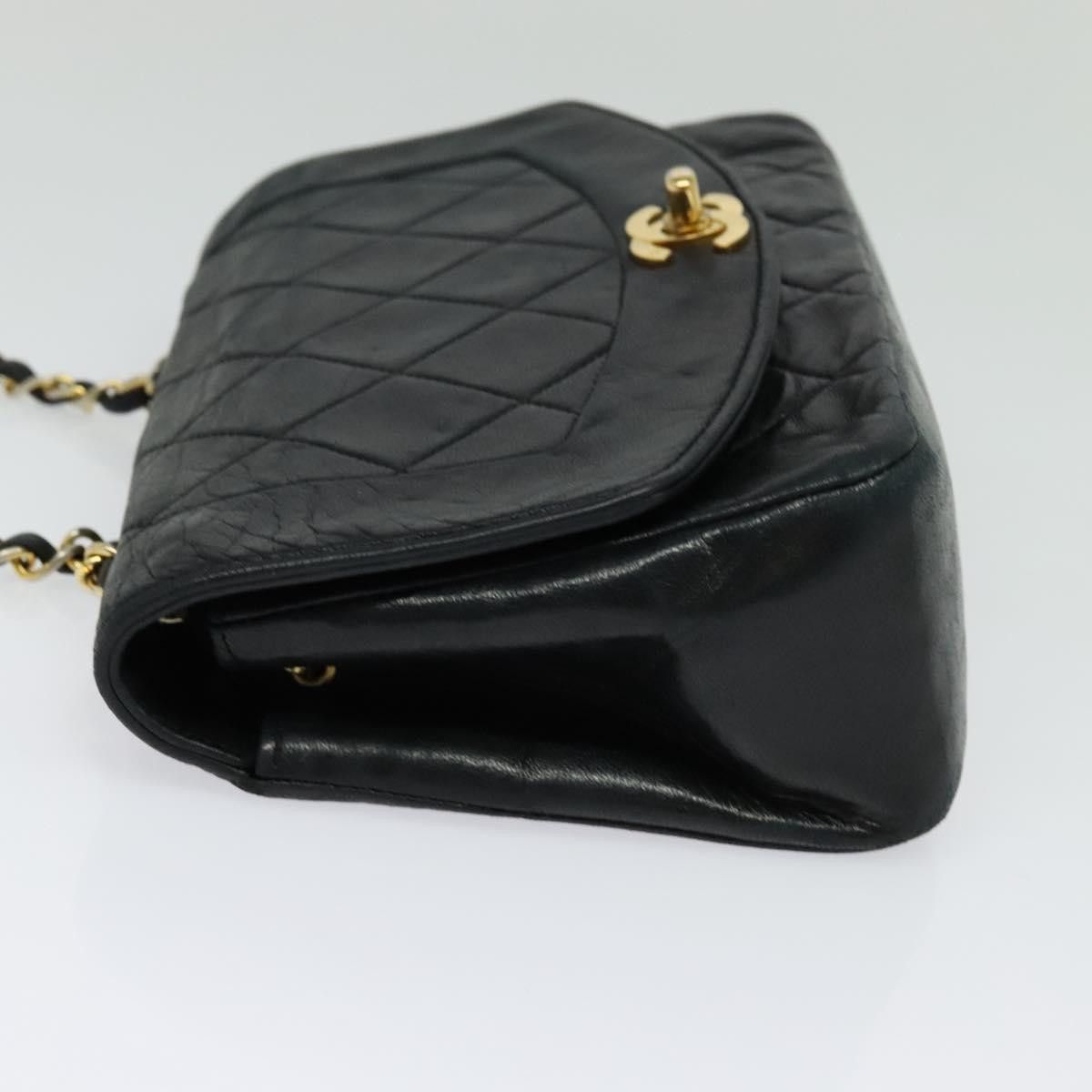 Chanel Chanel Vintage Diana Flap Bag Quilted Lambskin Size ONE SIZE - 4 Thumbnail