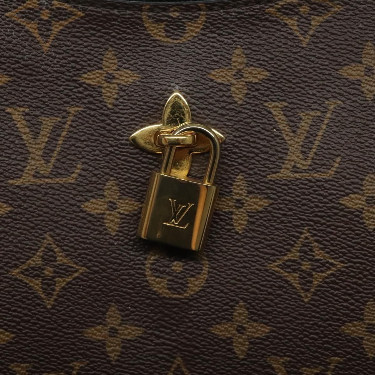 Louis Vuitton Louis Vuitton Flower Hobo Monogram Canvas with Leather Size ONE SIZE - 13 Thumbnail