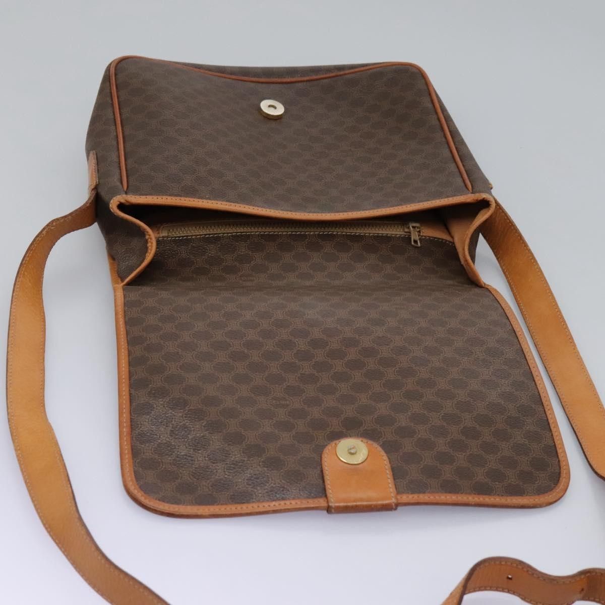 Celine Celine Macadam Shoulder Bag PVC Leather Size ONE SIZE - 23 Thumbnail