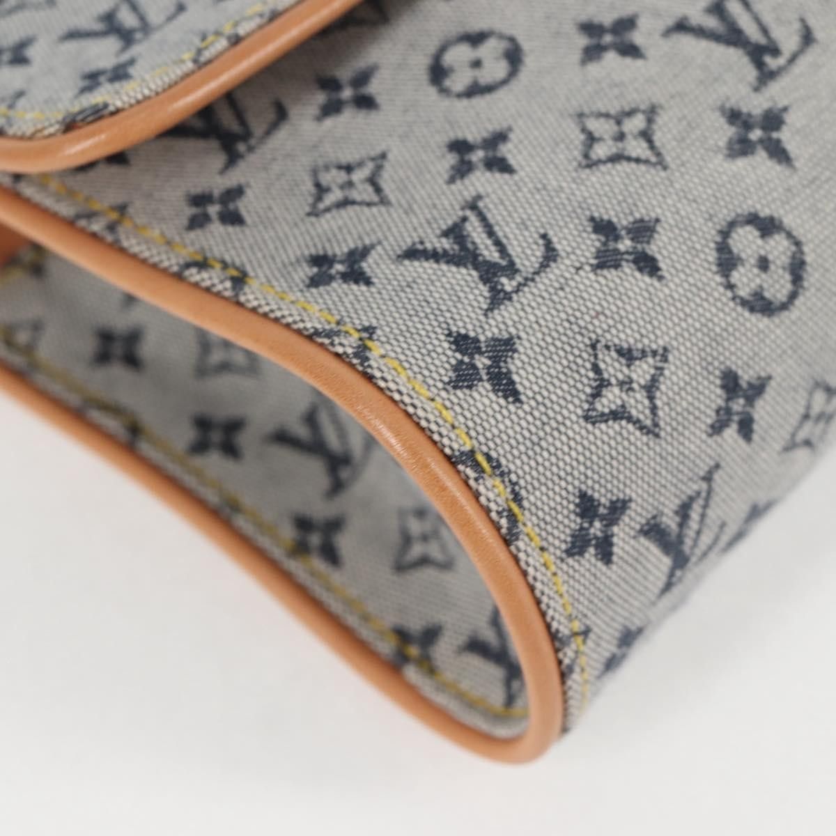 Louis Vuitton Louis Vuitton Camille Handbag Mini Lin Size ONE SIZE - 12 Thumbnail
