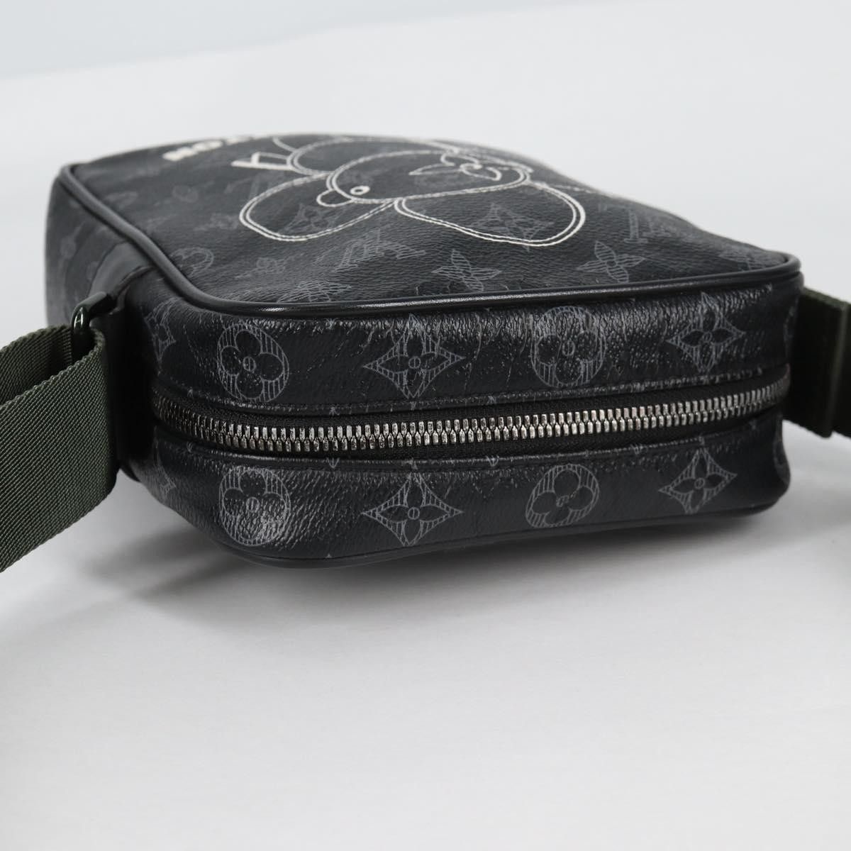 Louis Vuitton Louis Vuitton Danube Handbag Limited Edition Vivienne Monogram Eclipse Size ONE SIZE - 16 Thumbnail