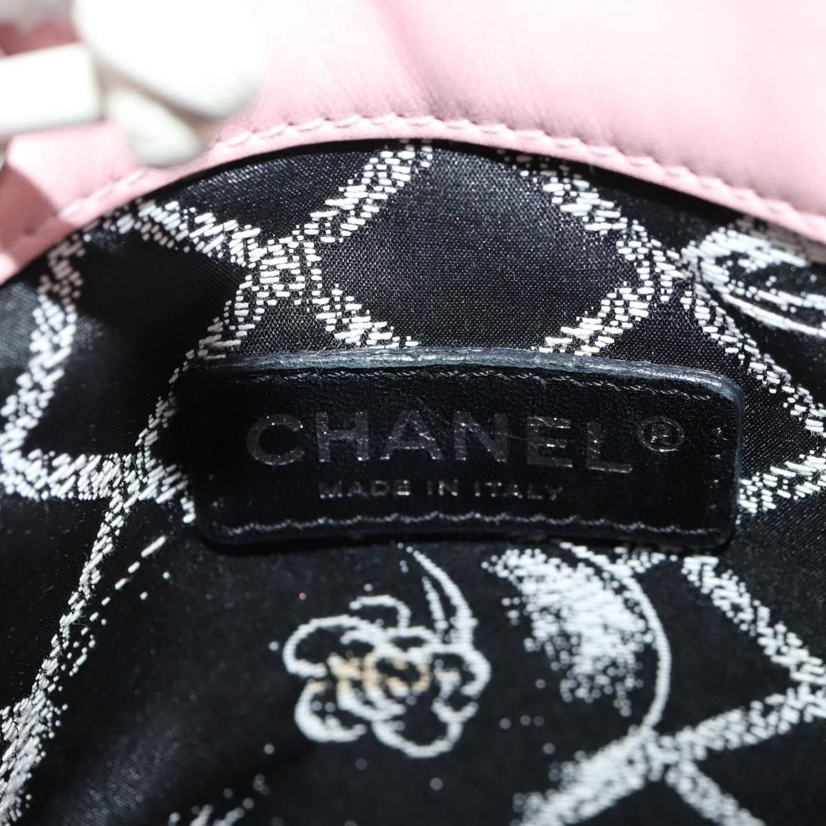 Chanel Chanel Essential Shopping Tote Leather Size ONE SIZE - 6 Thumbnail