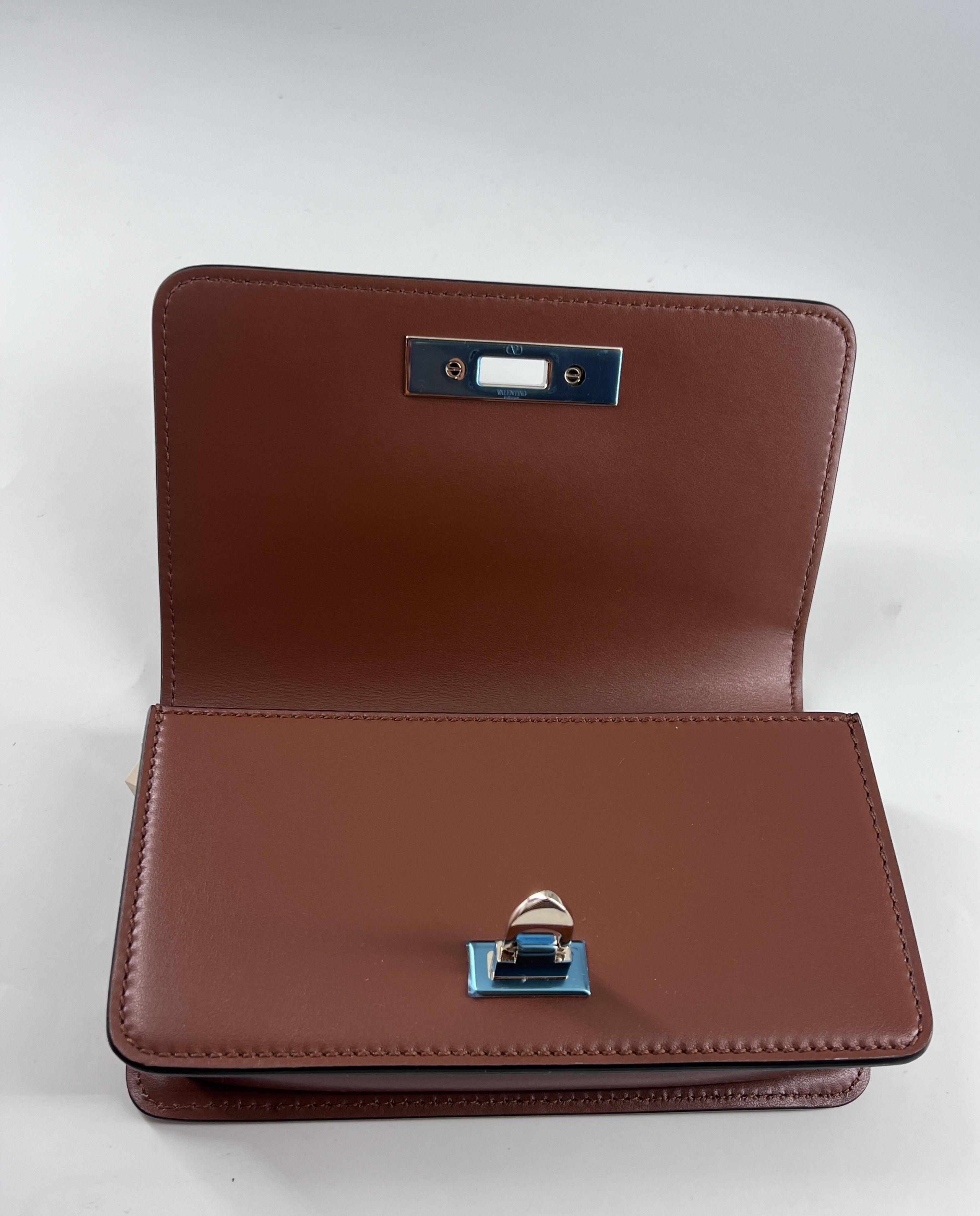Valentino Valentino Garavani Rockstud Flip Lock Flap Leather Size ONE SIZE - 5 Thumbnail