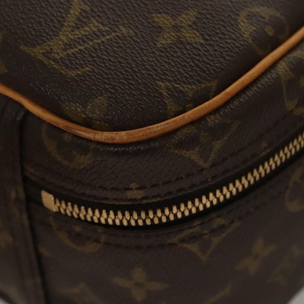 Louis Vuitton Louis Vuitton Excursion Handbag Monogram Canvas Size ONE SIZE - 12 Thumbnail