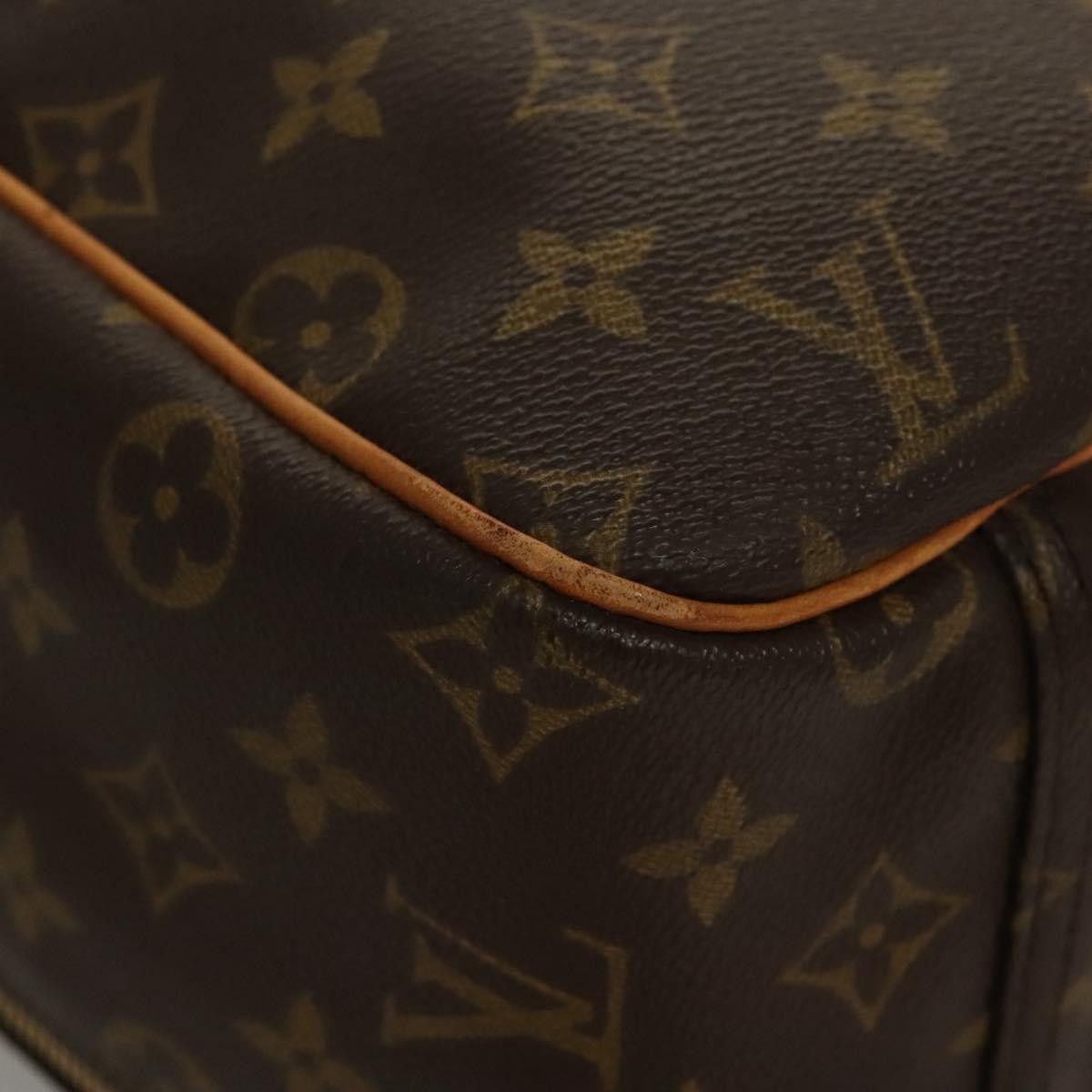 Louis Vuitton Louis Vuitton Excursion Handbag Monogram Canvas Size ONE SIZE - 9 Thumbnail