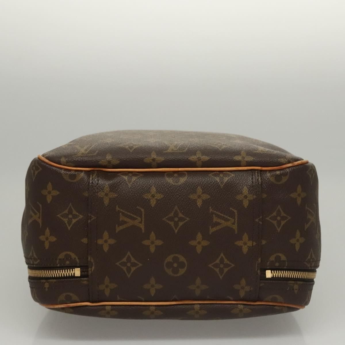 Louis Vuitton Louis Vuitton Excursion Handbag Monogram Canvas Size ONE SIZE - 16 Thumbnail