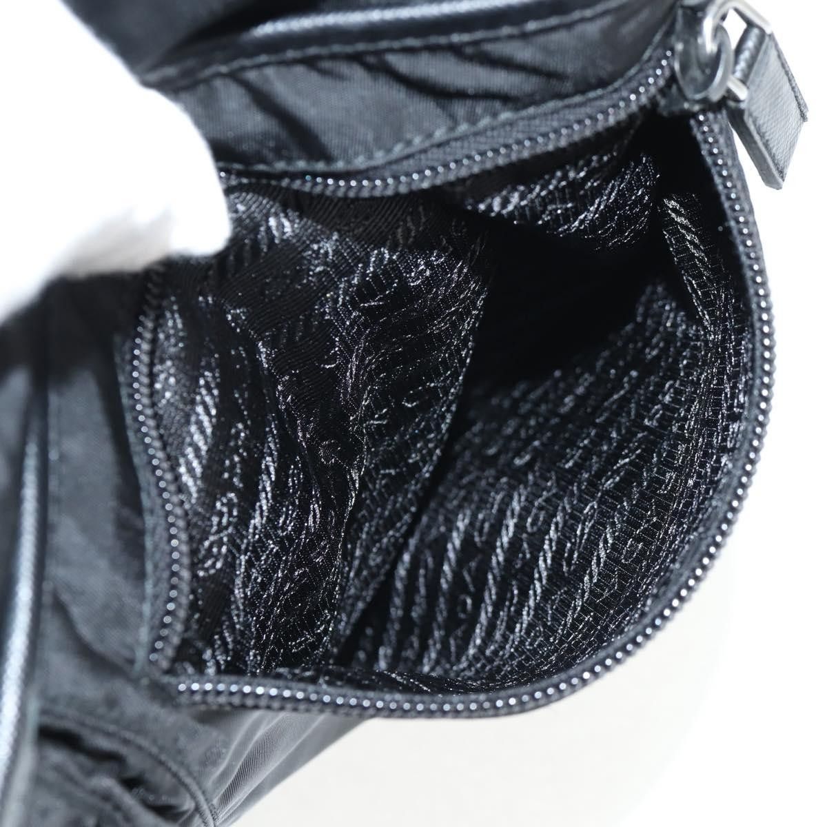 Prada Prada Zip Messenger Quilted Tessuto Size ONE SIZE - 20 Thumbnail