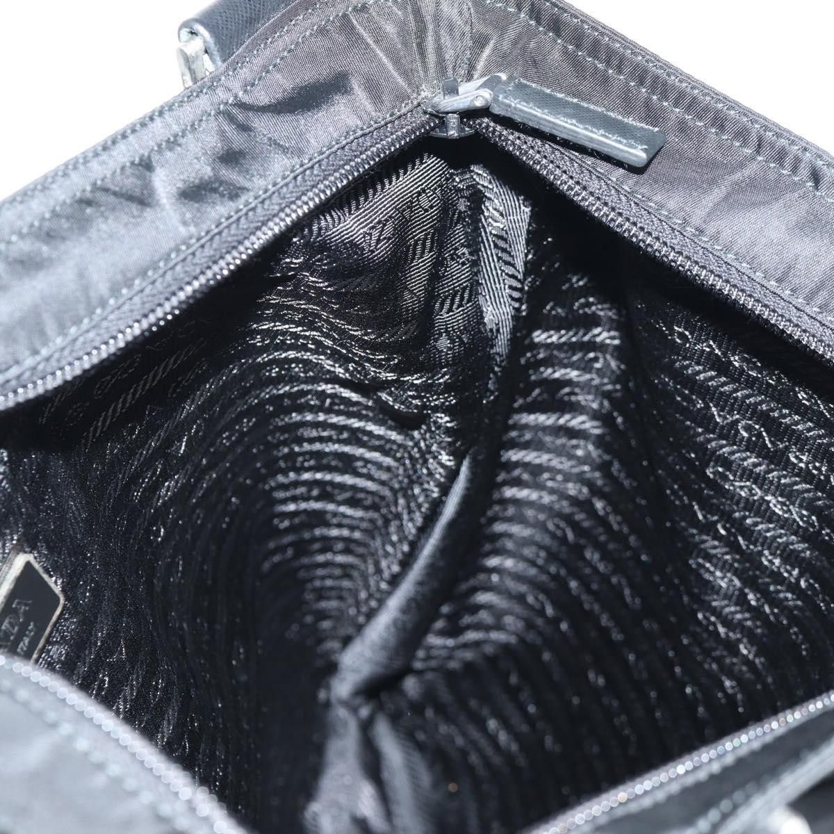 Prada Prada Zip Messenger Quilted Tessuto Size ONE SIZE - 24 Thumbnail