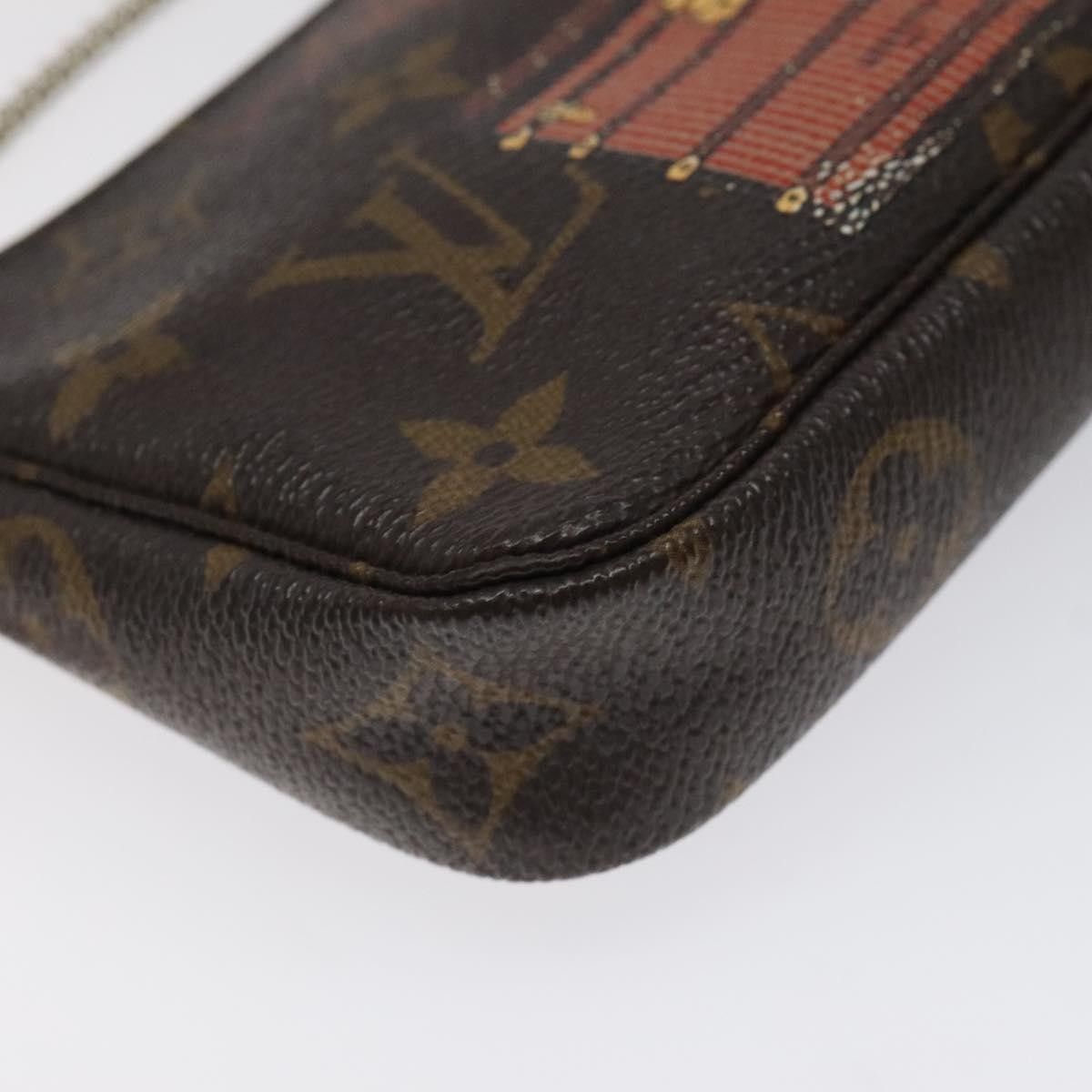 Louis Vuitton Louis Vuitton Pochette Accessoires Limited Edition Monogram Trunk Size ONE SIZE - 10 Thumbnail