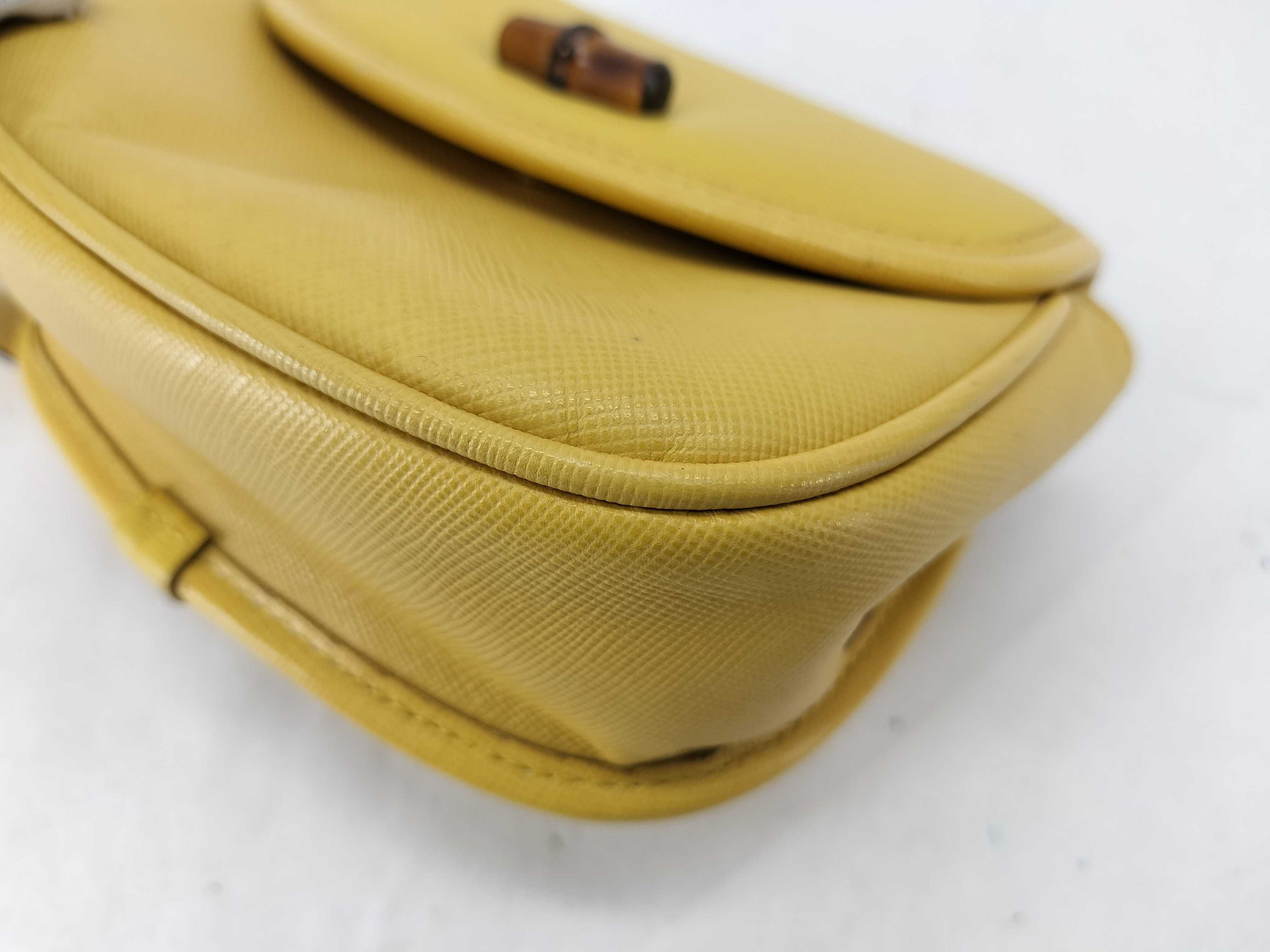 Gucci Gucci Front Zip Belt Bag GG Rubber Effect Leather Size ONE SIZE - 5 Thumbnail
