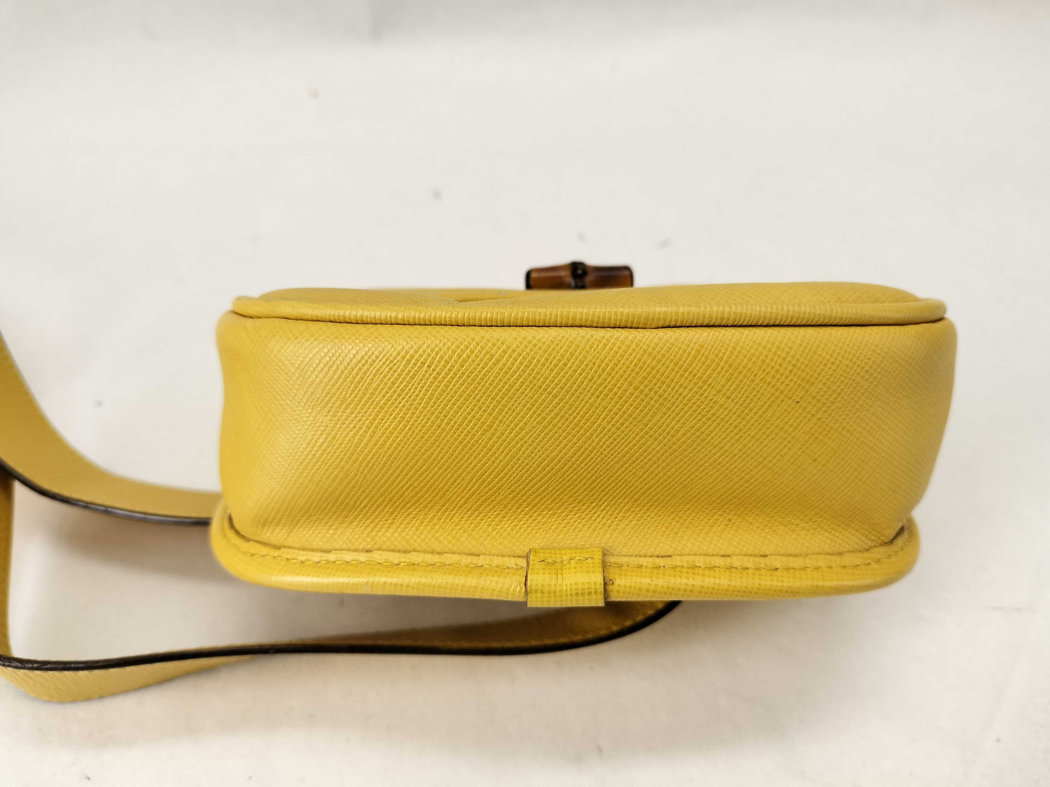 Gucci Gucci Front Zip Belt Bag GG Rubber Effect Leather Size ONE SIZE - 6 Thumbnail