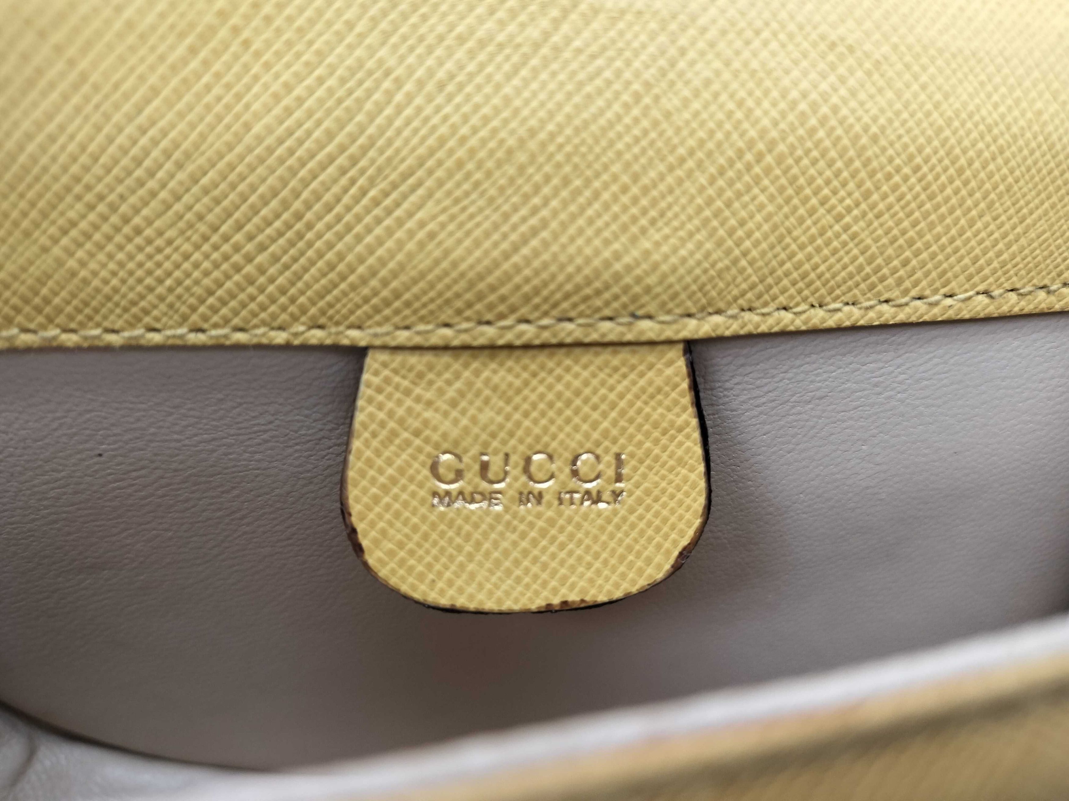 Gucci Gucci Front Zip Belt Bag GG Rubber Effect Leather Size ONE SIZE - 8 Thumbnail