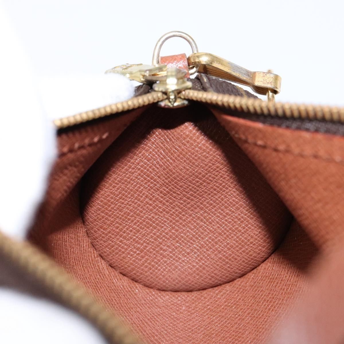 Louis Vuitton Louis Vuitton Papillon Pochette Monogram Canvas Size ONE SIZE - 18 Thumbnail