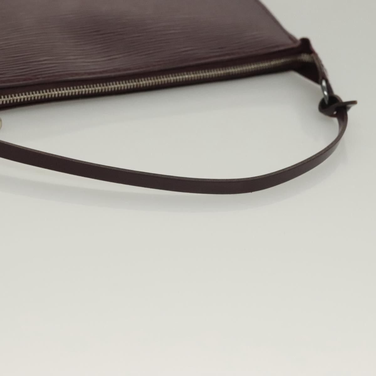 Louis Vuitton Louis Vuitton Pochette Accessoires Epi Leather Size ONE SIZE - 8 Thumbnail