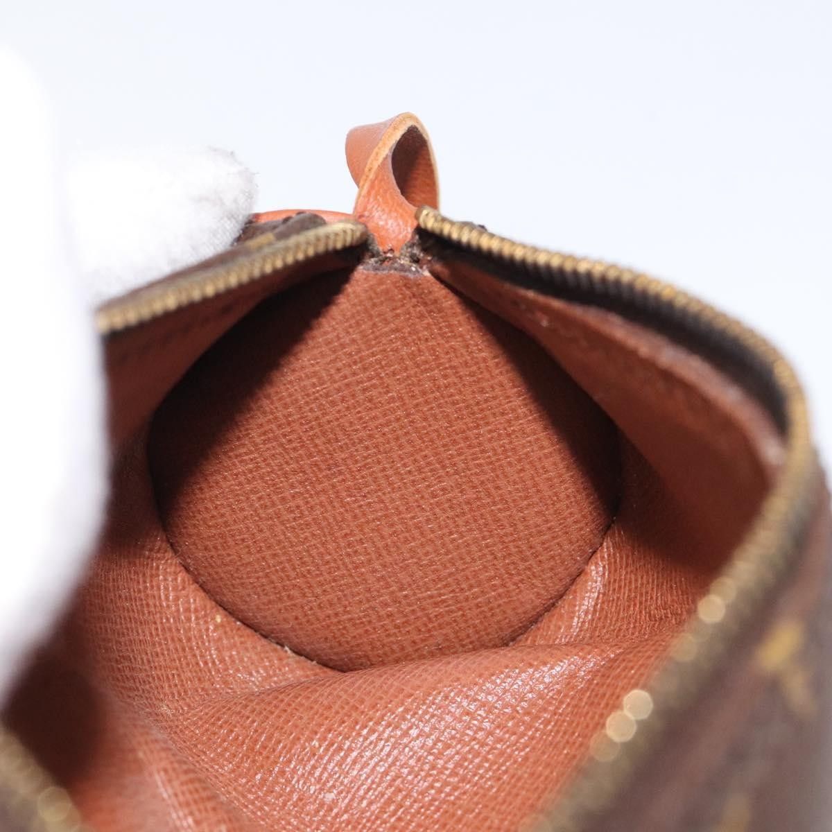 Louis Vuitton Louis Vuitton Papillon Pochette Monogram Canvas Size ONE SIZE - 18 Thumbnail