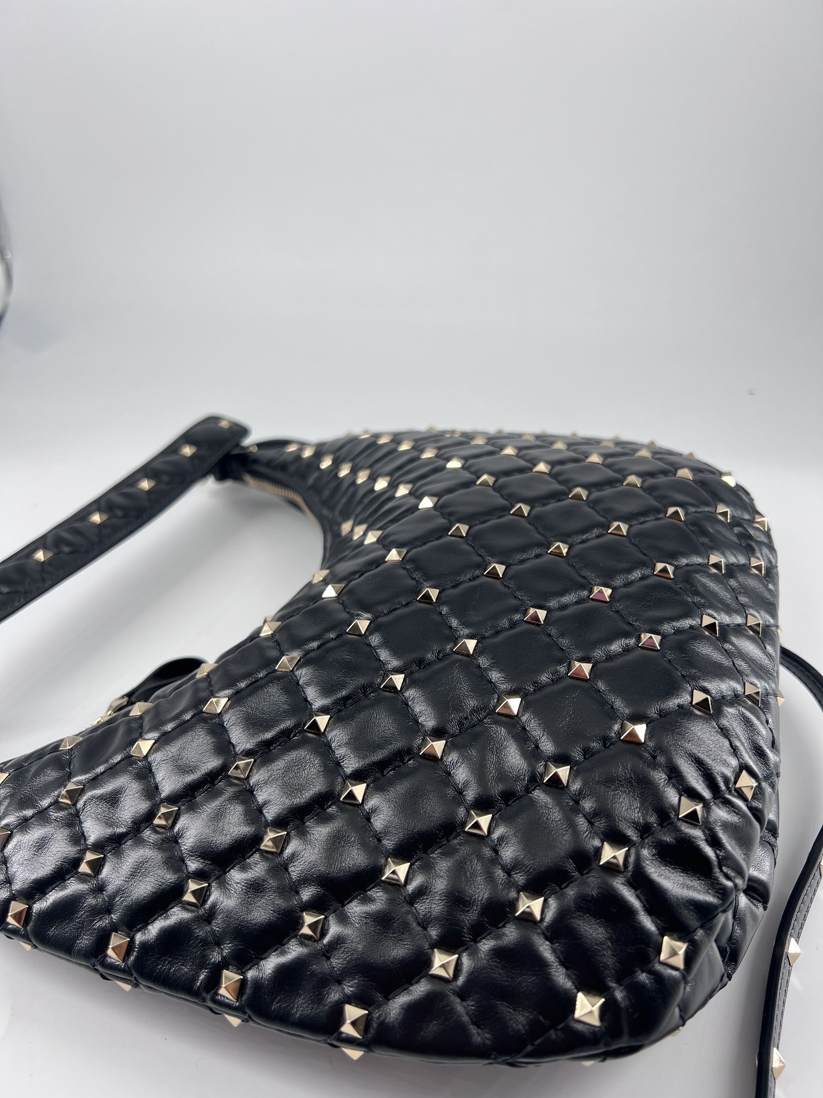 Valentino Valentino Garavani Rockstud Bow Double Zip Wristlet Clutch Size ONE SIZE - 6 Thumbnail