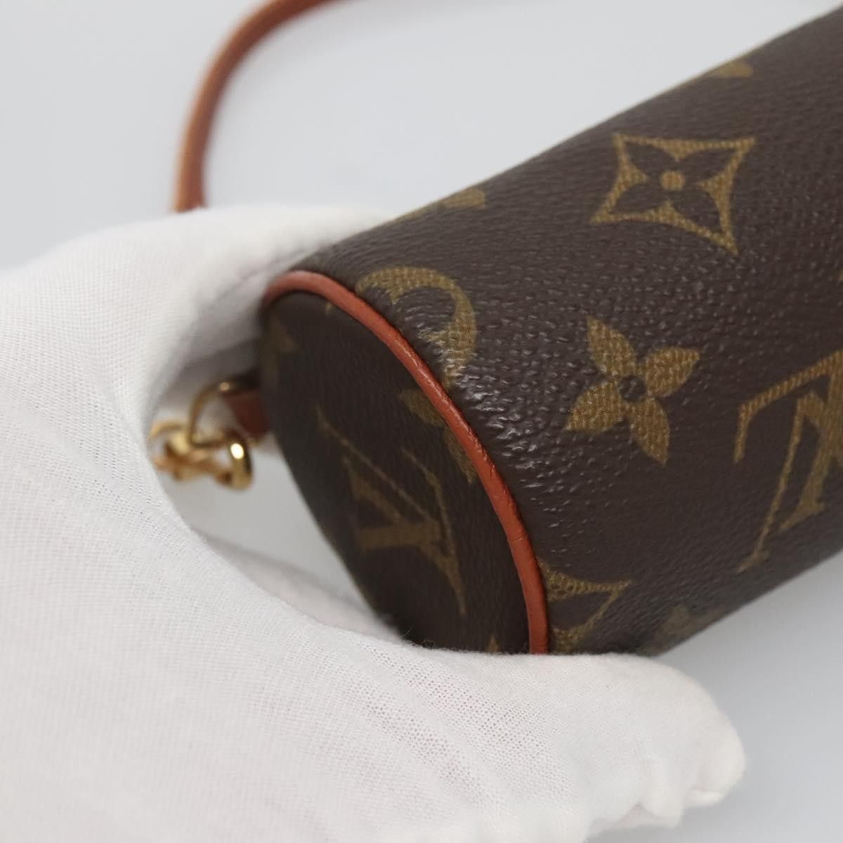 Louis Vuitton Louis Vuitton Papillon Pochette Monogram Canvas Size ONE SIZE - 10 Thumbnail